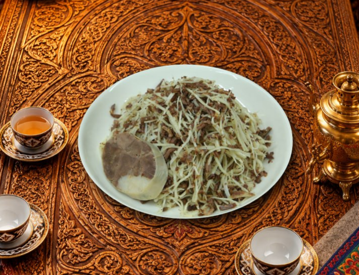 Norin — 1 kg + 3 dona qazi